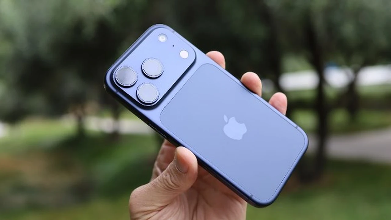 بطارية iPhone 18 الجديدة تتفوق على سامسونج في اختبارات الأداء